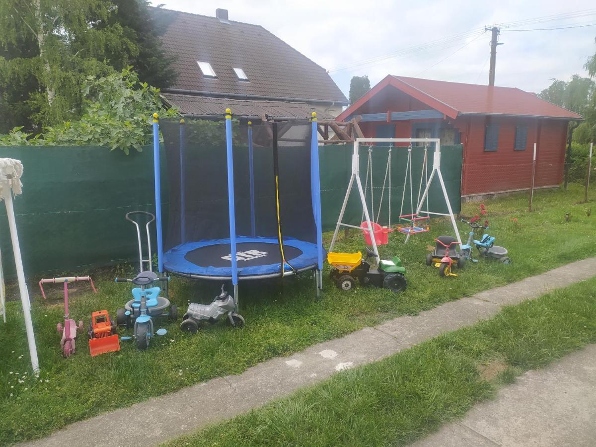 Willa Etus Vendeghaz 2 Balatonfenyves Zewnętrze zdjęcie